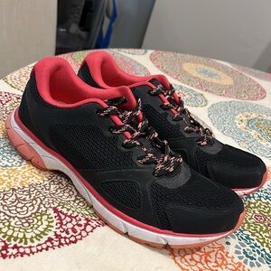 Vionic Tokyo Women's Athletic Shoes size 8